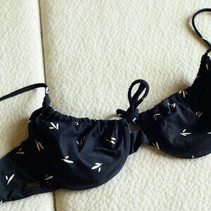 O'Neil Avalon Ojai Ditsy Bikini Underwire Top